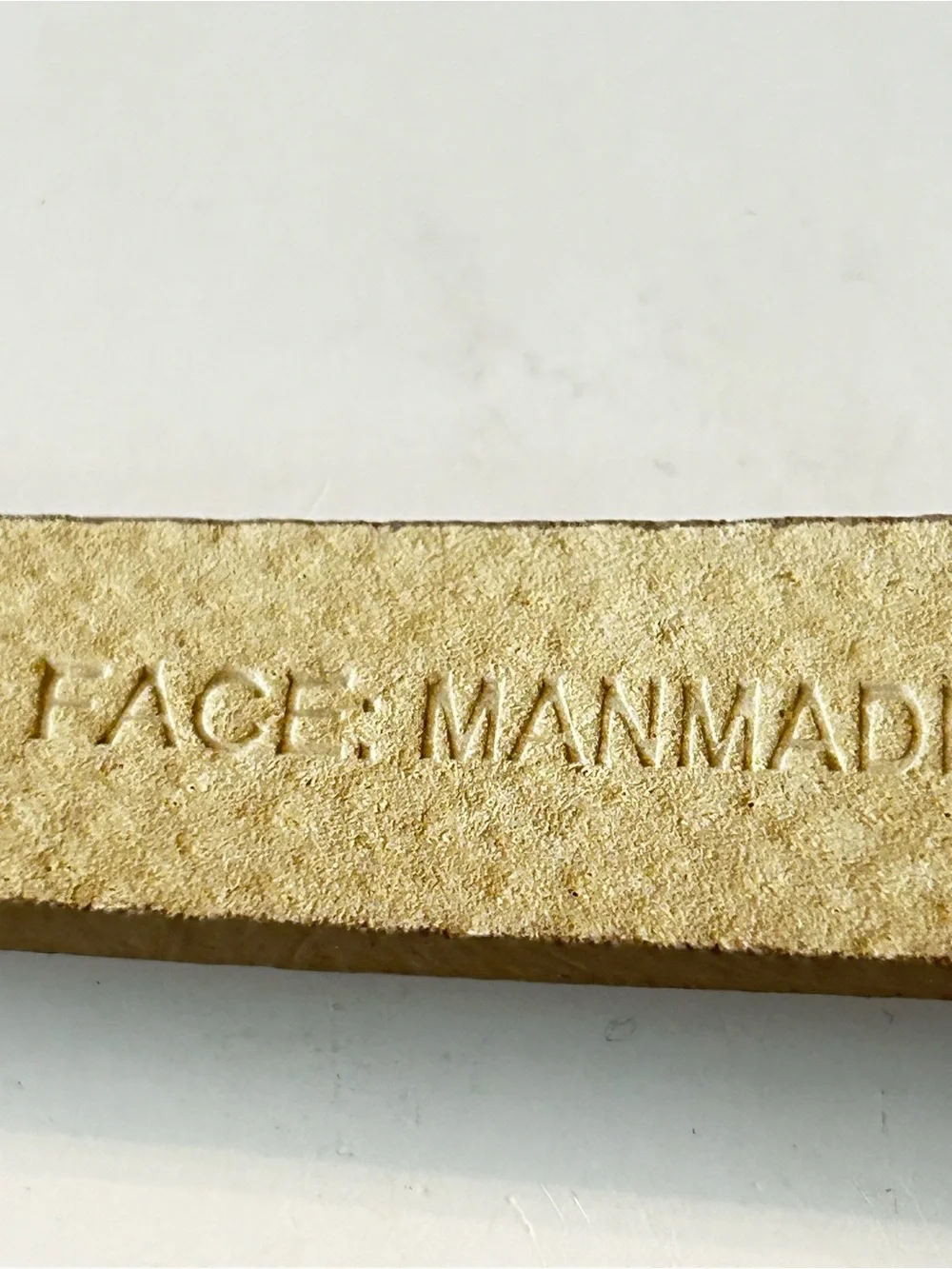 Chico’s thin beige lizard grain, genuine leather belt M